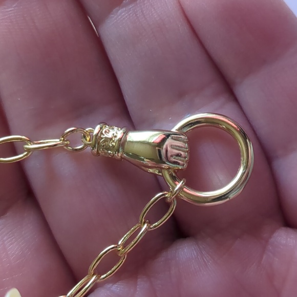 Figa Hand Holding Loop Necklace - Picture 7 of 9